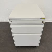 Lista Office Serie L2 Roll-Korpus 600 mm Verkehrsweiss - mit