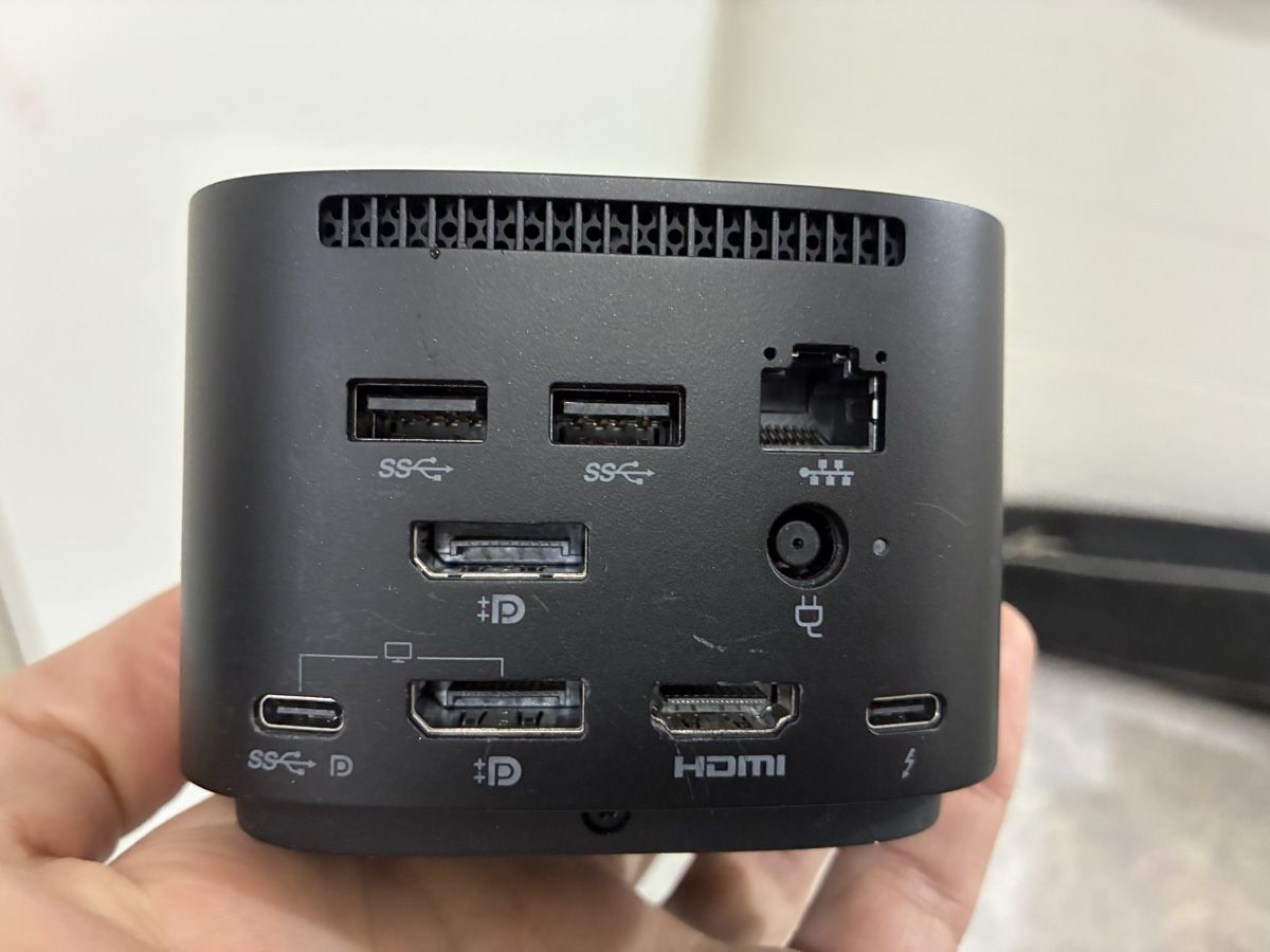 Hewlett Packard Docking station: HP Dockingstation G4 / 120watt – Usato da Ostermundigen venduto da Pady79 1
