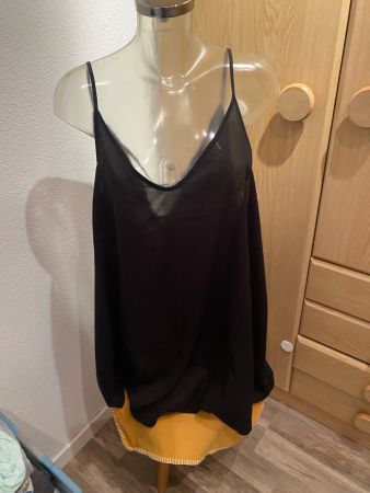 leichtes TOP schwarz Grösse 2XL