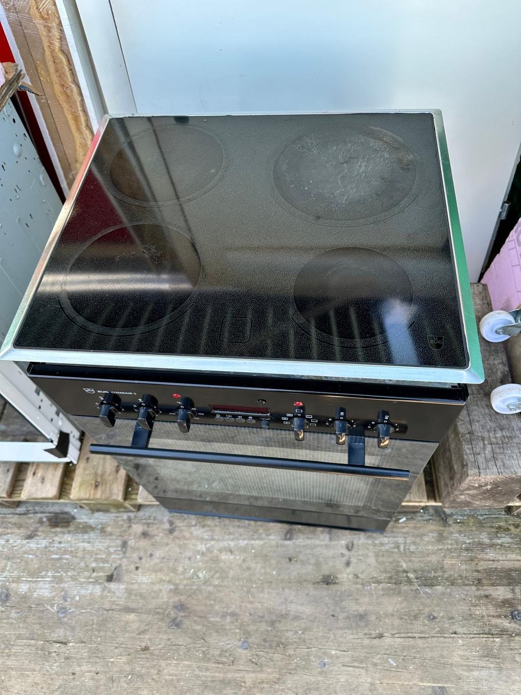 V-Zug Cucine: Backofen mit Glaskeramik – Usato da Spreitenbach venduto da Space_X 6