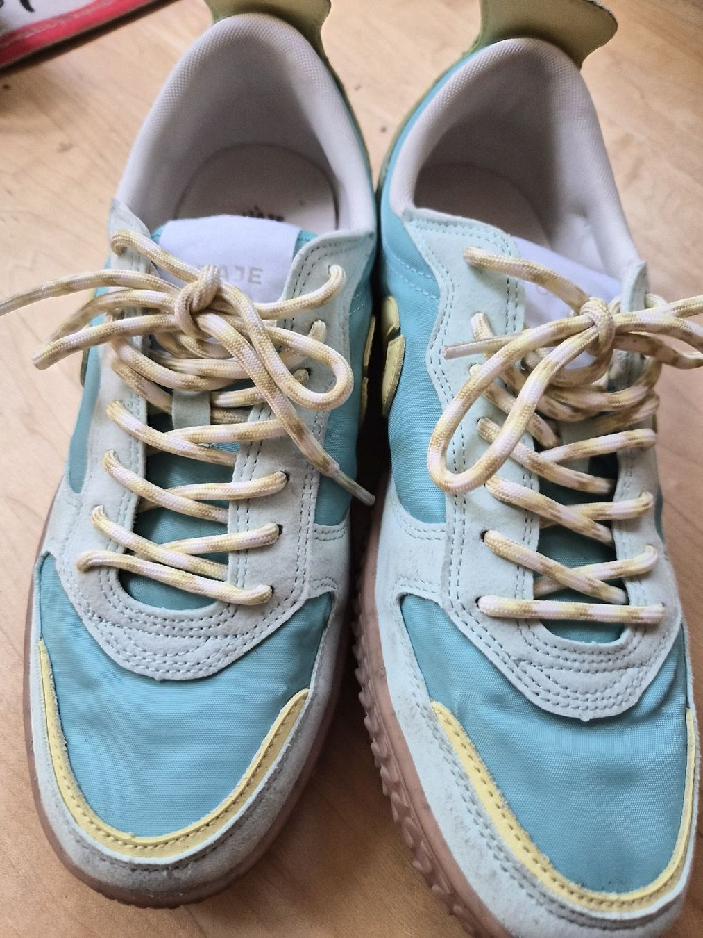 Scarpe da donna: Odaje baskets 40 – Usato da Pully venduto da belleisa01