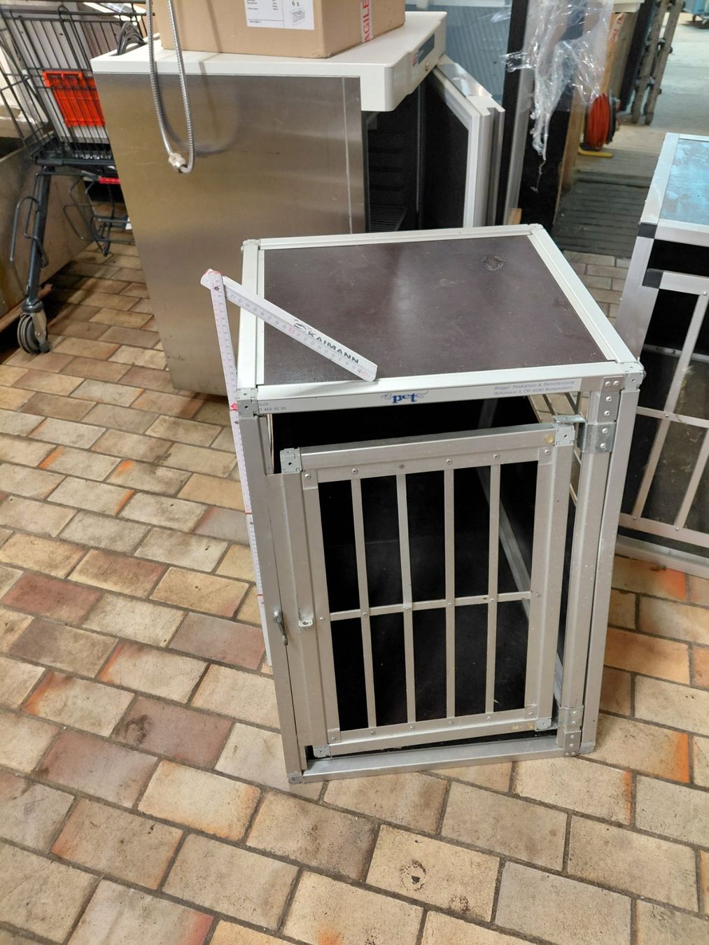 Käfige, Transport & Sicherheit: Hundebox – Gebraucht aus Schlieren von catrade 3