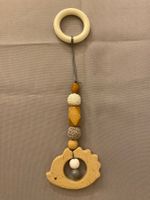 Kinderwagen Kette Bett Anhänger Spielkette Holz Igel Glocke