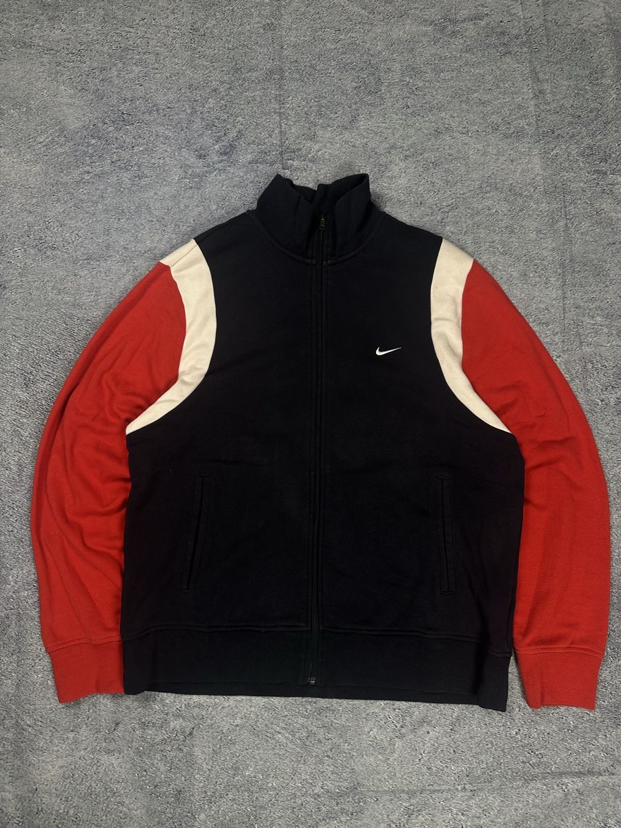 Nike Giacche: Nike Trainingsjacke – Usato da Luzern venduto da 041Vintage