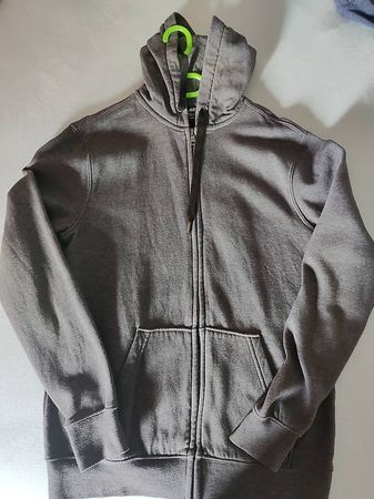Sweatshirt Jacken/ Hoodies mit Reissverschluss Gr. 164/170