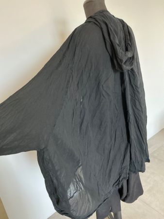 Semitransparente weite Bluse Rundholz DIP schwarz