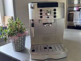 De Longhi Magnifica S Kaffeemaschiene