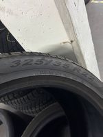 Winterreifen Pirelli 325 35 22