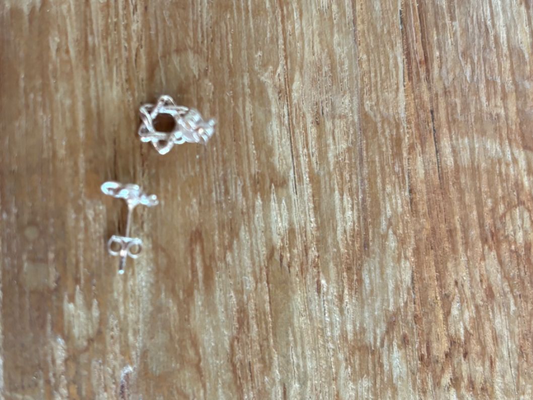 Ohrringe & -stecker: Ohrstecker Stern Muster NEU – Gebraucht aus Stadel von Chanel_5 1