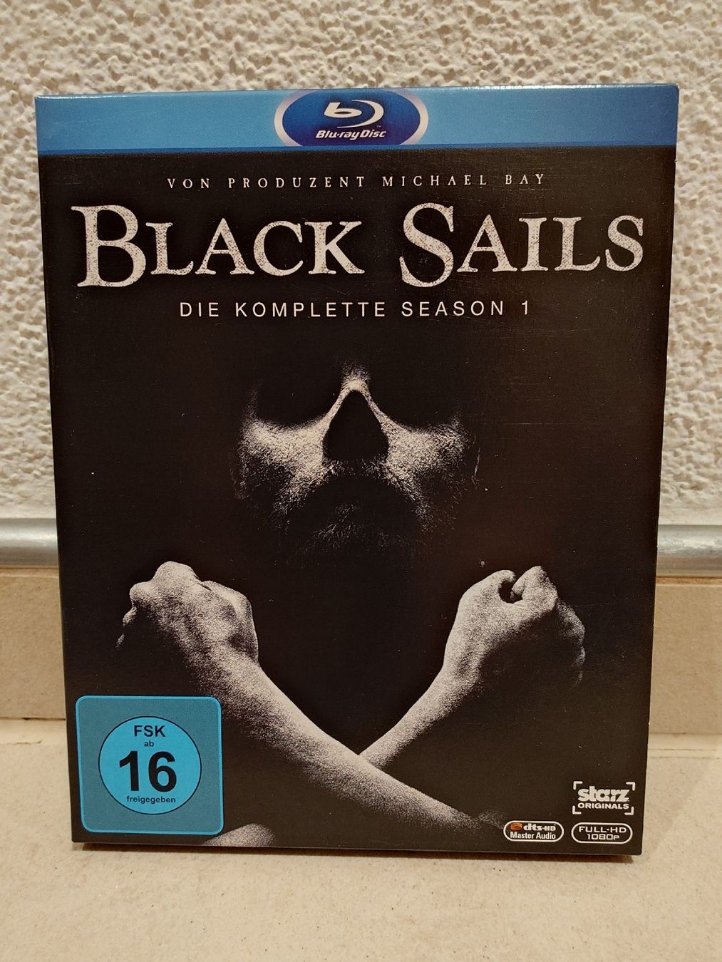 Tutti i DVDs: Black Sails - 1. Staffel - Blu-ray – Nuovo (secondo la descrizione) da Eich venduto da uhi-21