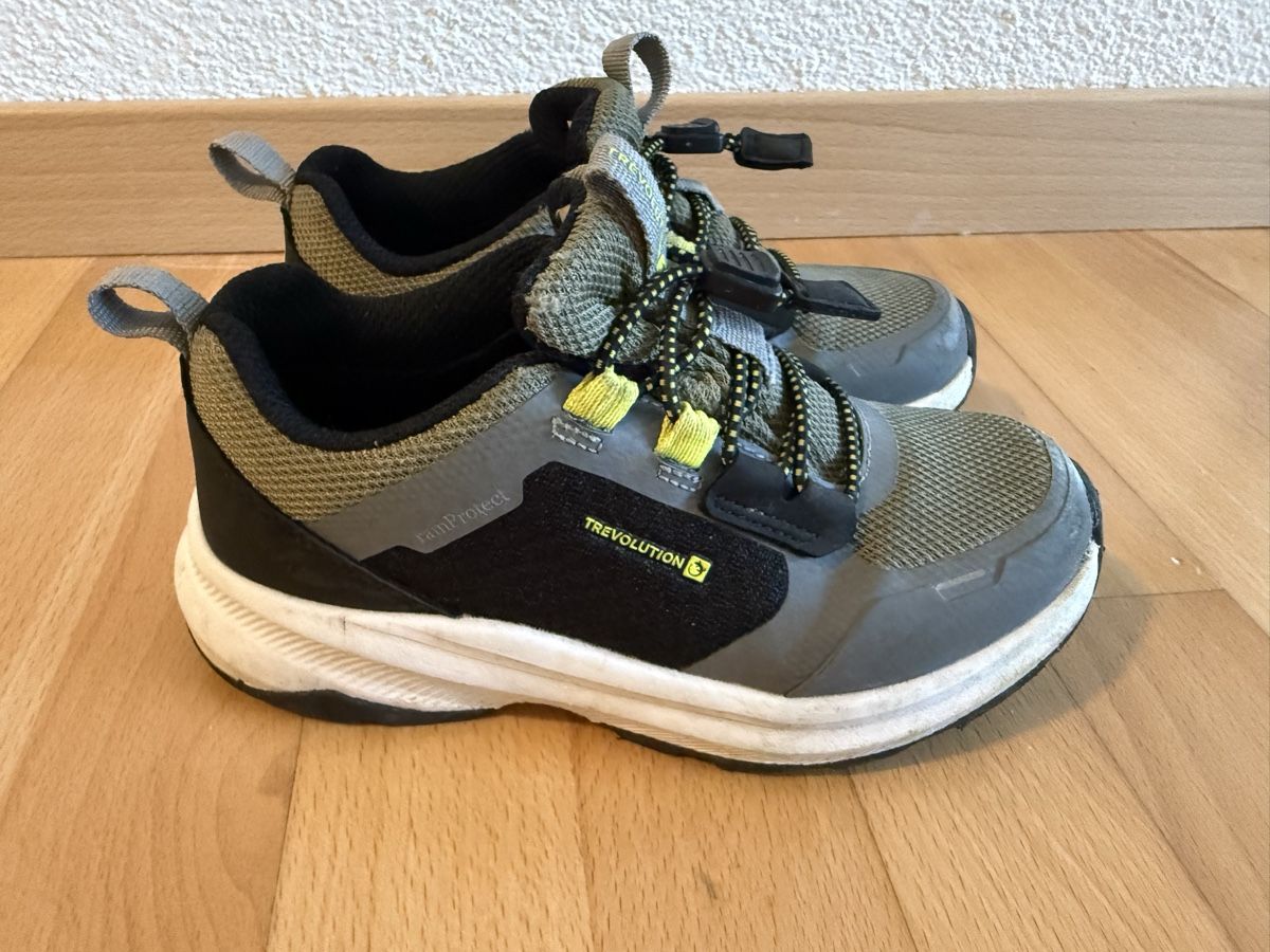 Trevolution Scarpe per ragazzi: Trevolution Kinderschuhe 29 – Usato da Bülach venduto da sawa22