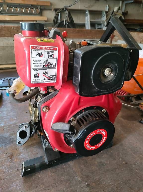 Alle Maschinen: Kleingeräte Motor – Gebraucht aus Wilen (Sarnen) von saurerfahrer91