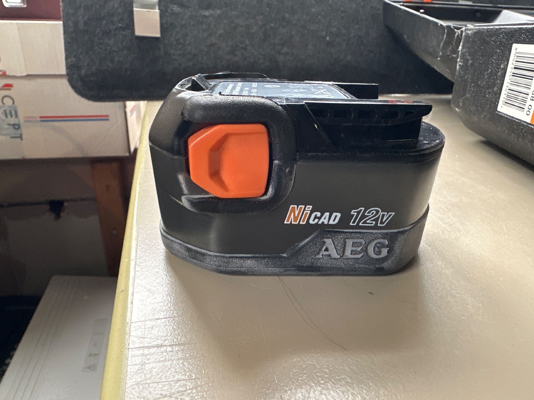 AEG Trapani: AEG Akkubohrmaschine – Usato da Brügg BE venduto da TSP02 1