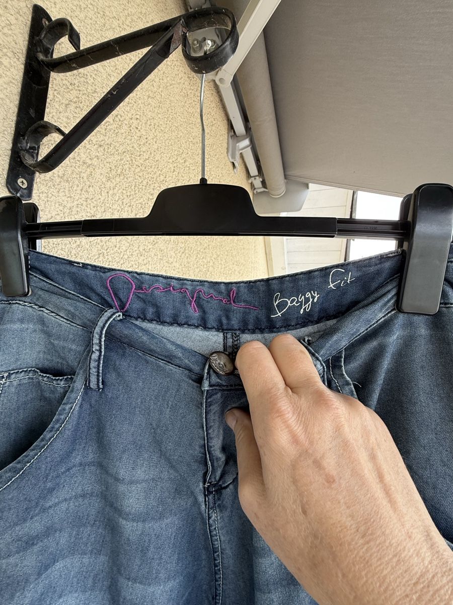 Desigual Jeans: Coole "Desigual" Sarouel Opa Jeans M/L – Usato da Sirnach venduto da sirni 3