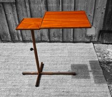 UNIKAT Teak Embru Caruelle Tisch