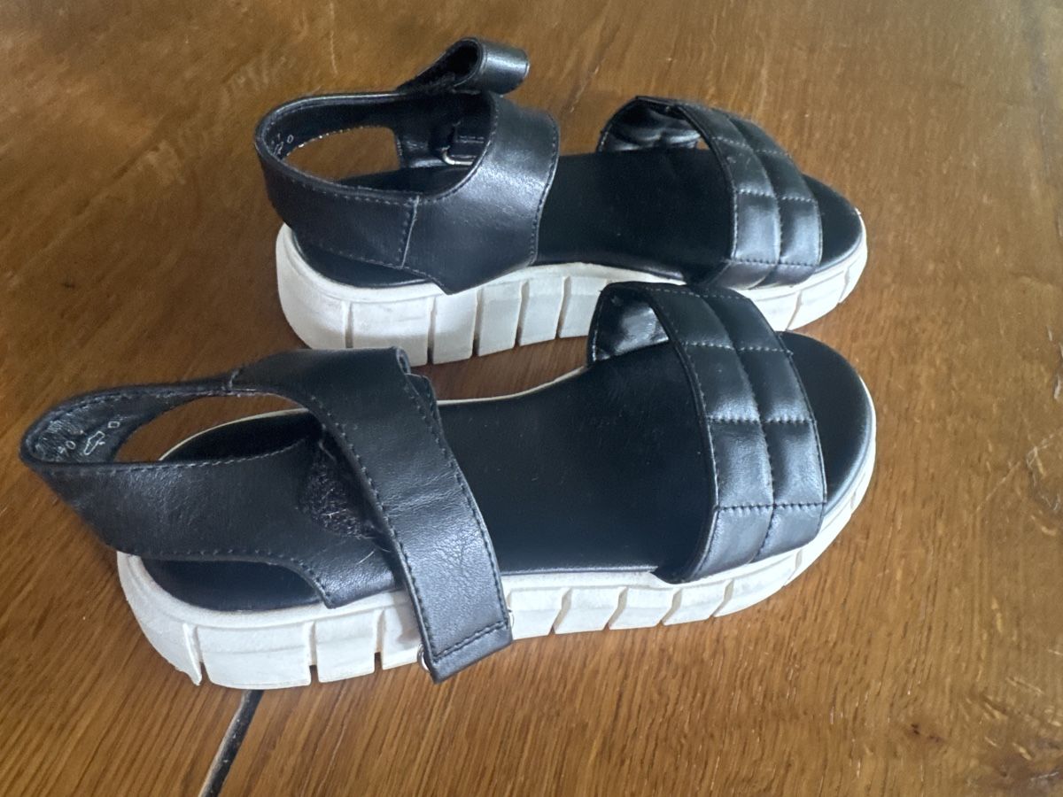 Dosenbach Scarpe per ragazze: Sommer Sandalen – Usato da Glattpark(Opfikon) venduto da cherrytomate 1