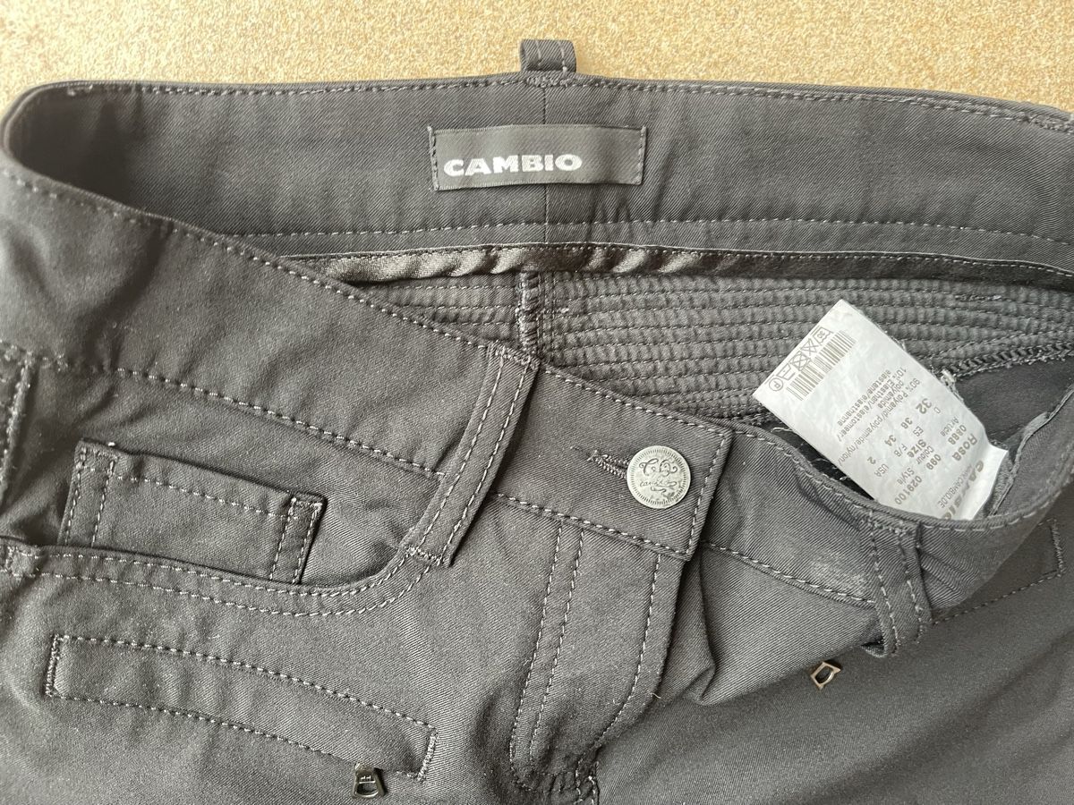 Cambio Pantaloni: schwarze Cambio Hose , Gr 32 – Usato da Muttenz venduto da Susanne81002 3