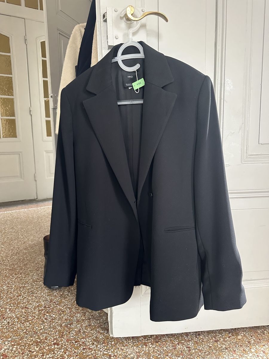 Giacche: Schwarzer Blazer Gr M – Usato da Bern venduto da ccristinamue
