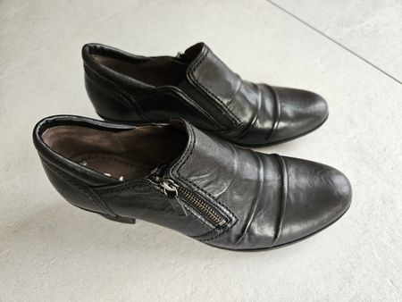 Schwarze Gabor Pumps
