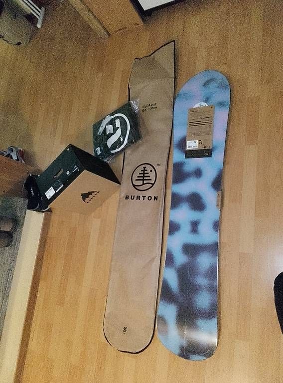 Board: BURTON NEUF 2026 SNOWBOARD – Usato da Leysin venduto da Liquidation-404 2