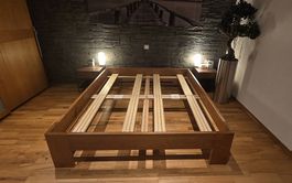 Hüsler Nest 160x200 mit Bett Rahmen Kirschbaum