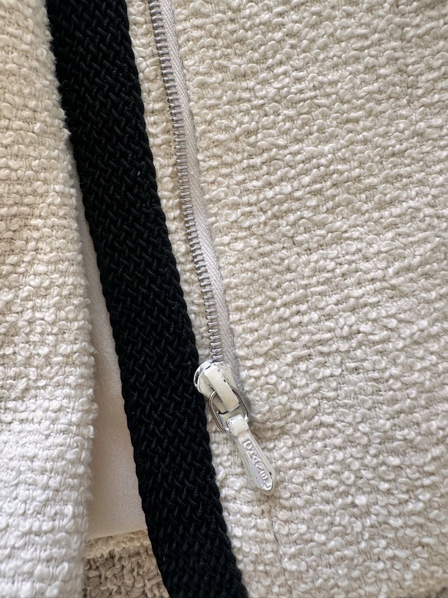 Chanel Giacche: Chanel iconic Jacket, Size S – Usato da Zürich venduto da Ele_fashionista 3