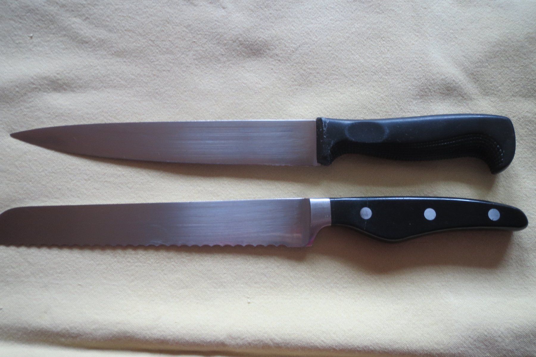 Coltelli da cucina: Küchenmesser Set: Schälmesser, Kochmesser, Brotmesser – Usato da Herisau venduto da fan_h9qj 2