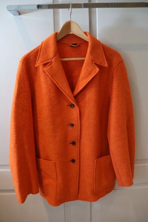 Orangefarbene Riani Wolljacke