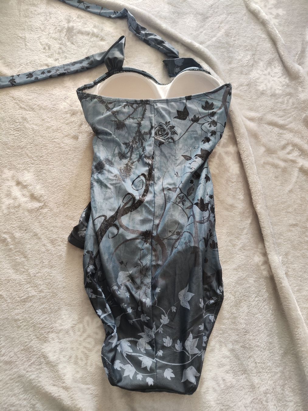 Costumi da bagno & Bikini: Alice im Wunderland Badekleid – Usato da Kollbrunn venduto da Anaranth13 1