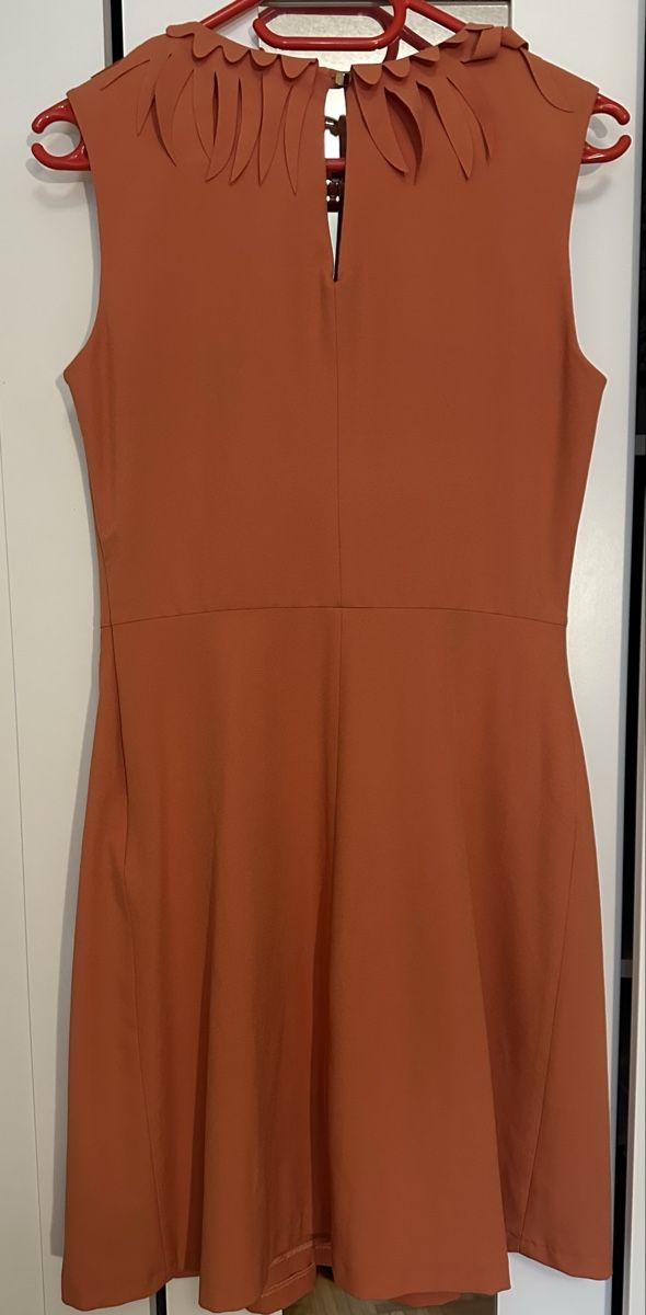 Vestiti: Robe élégante terracott – Nuovo (secondo la descrizione) da Les Avanchets venduto da liu_9h9t 2