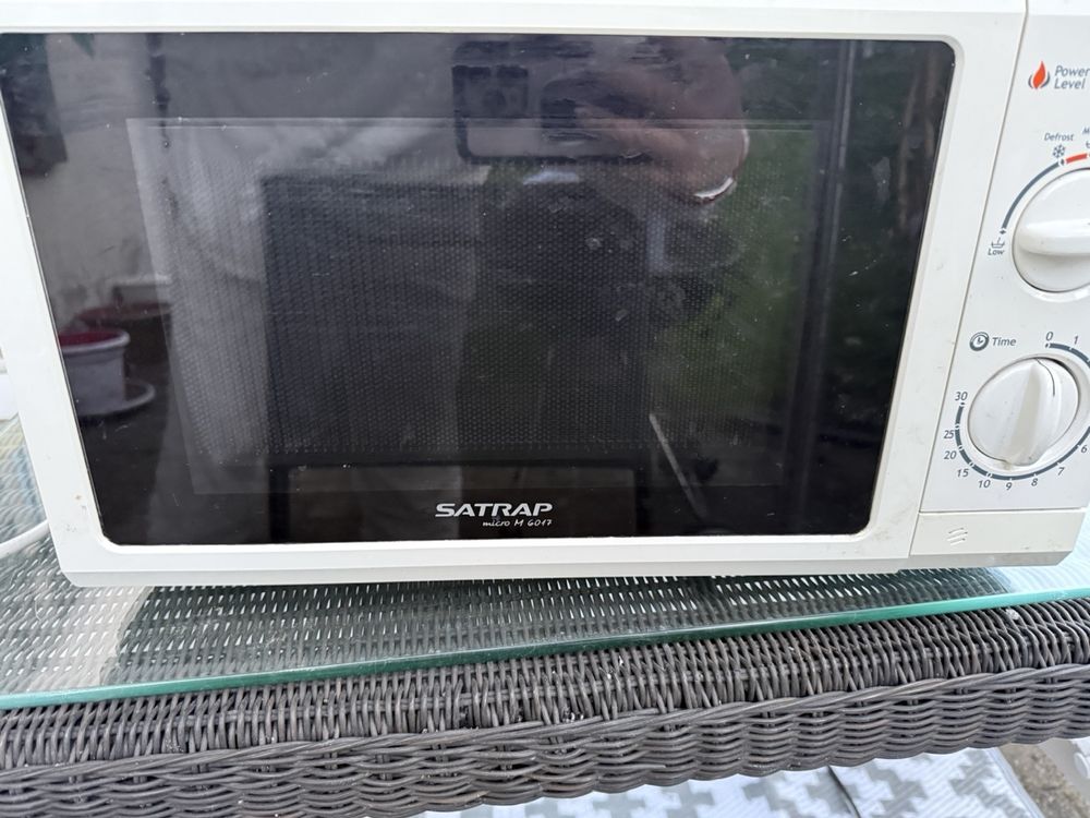 Satrap Micro H 6017 Mikrowelle - Ideal für kleine Haushalte (Gebraucht ...