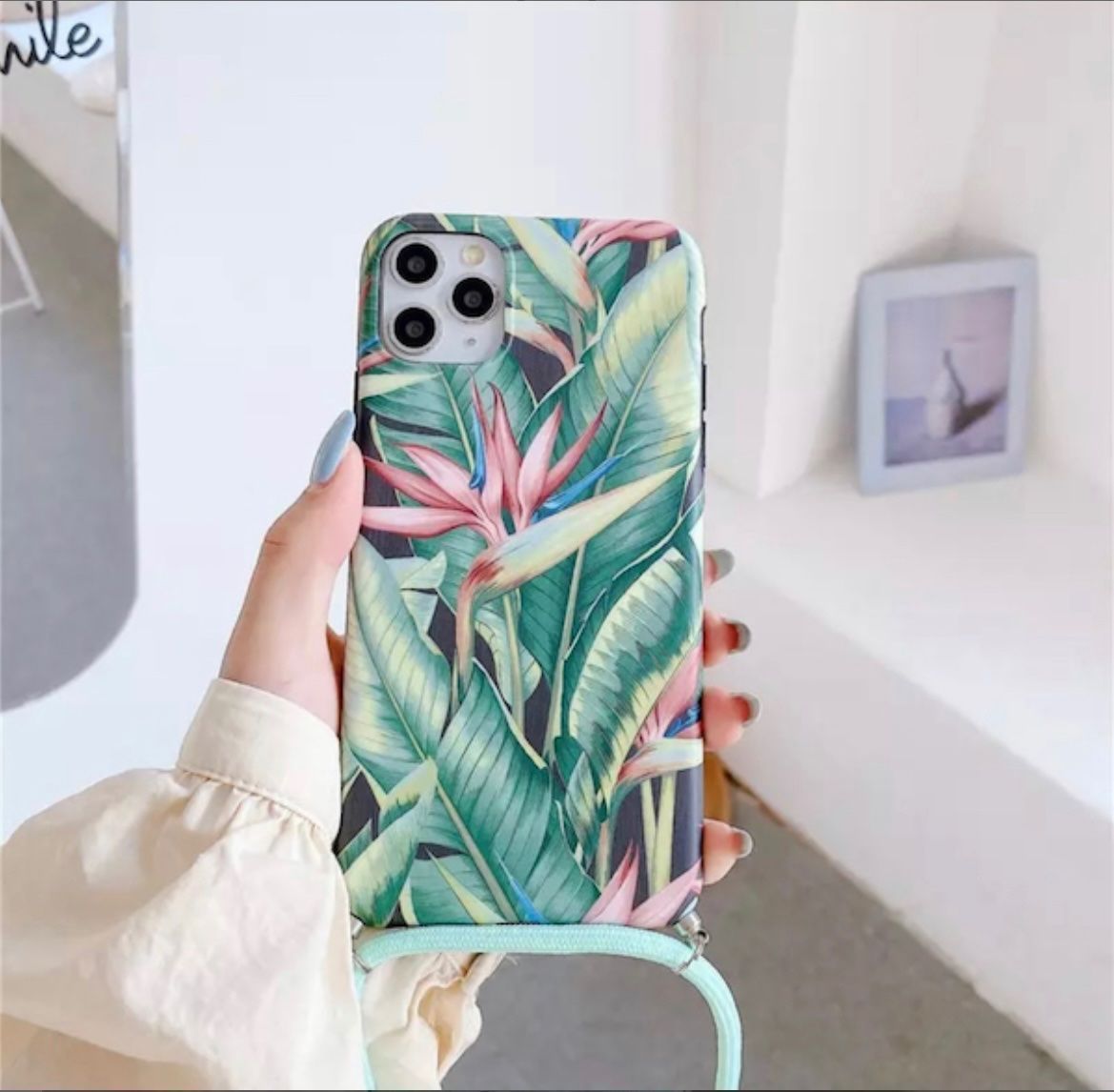Cover & Protezioni schermo: Handykette iPhone 13 pro Max – Nuovo e nell'imballaggio originale da Kreuzlingen venduto da elviajero24