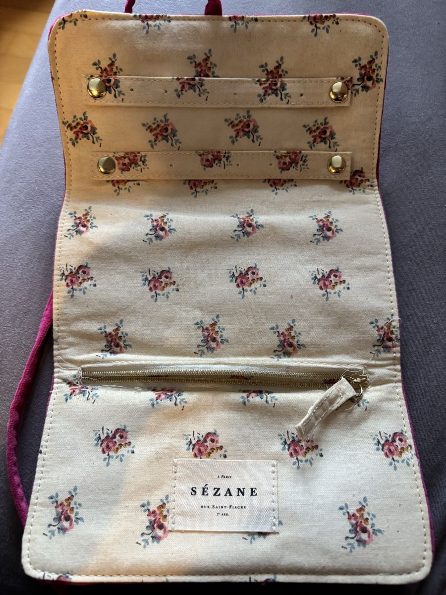 Sezane Portagioie: Trousse de bijoux Sézane velours – Usato da Vevey venduto da mar_q6ms