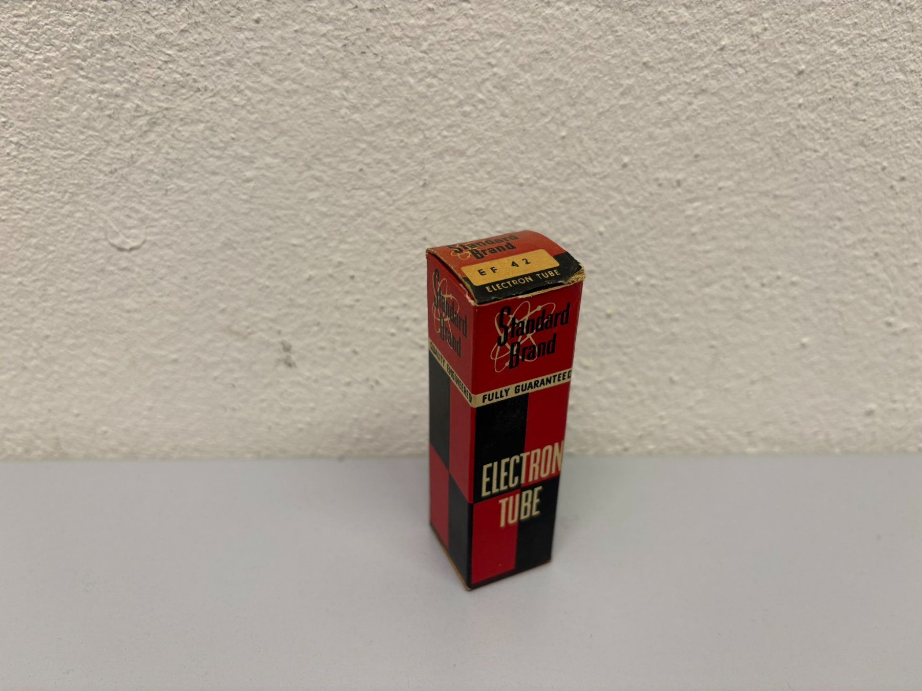 Philips Elektronikbauteile: Philips EF 42 – Neu (gemäss Beschreibung) aus Hochdorf von av-electronics 1