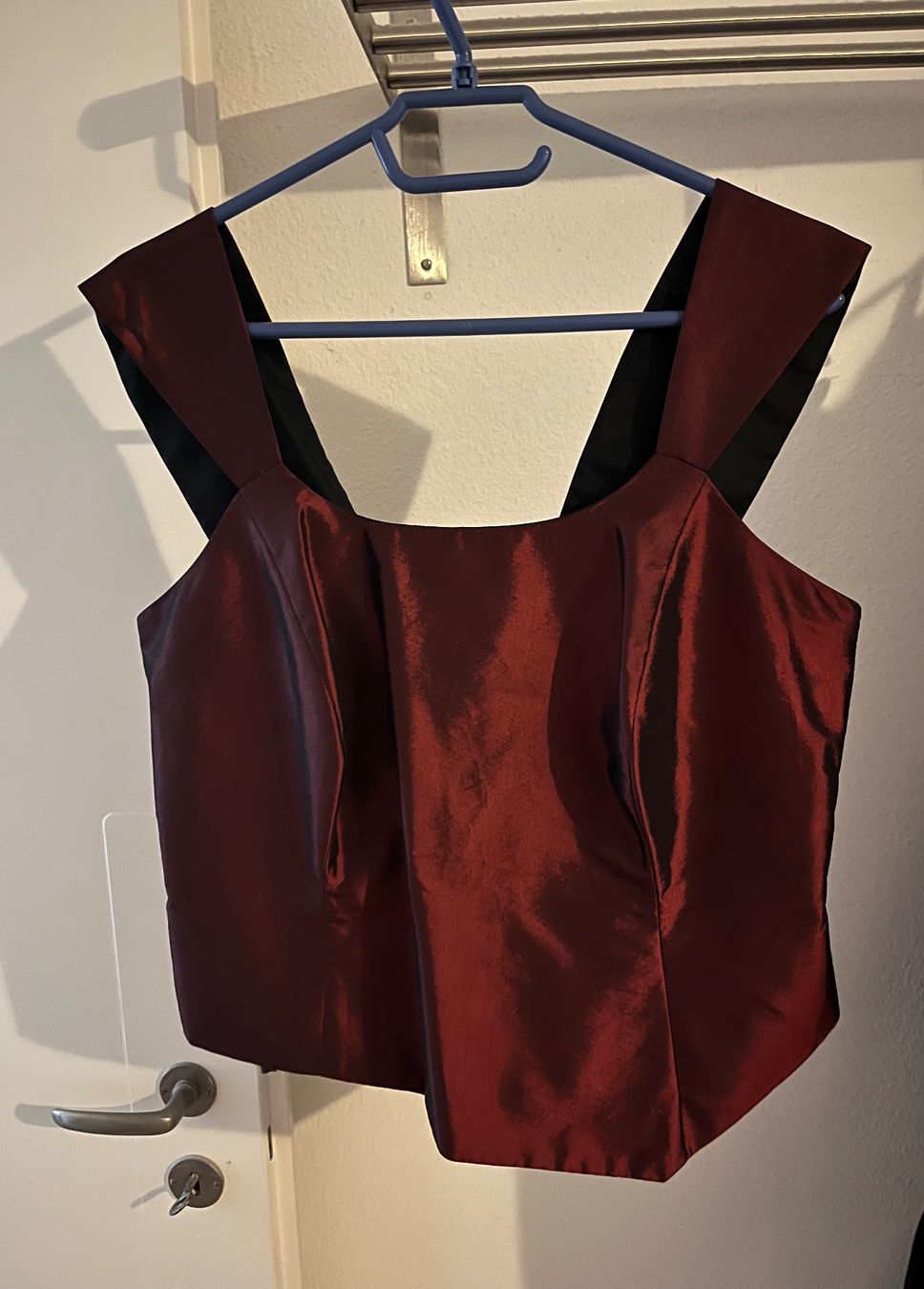 Robes: Wunderschönes Festkleid – D'occasion à Zürich par Daen1515 1
