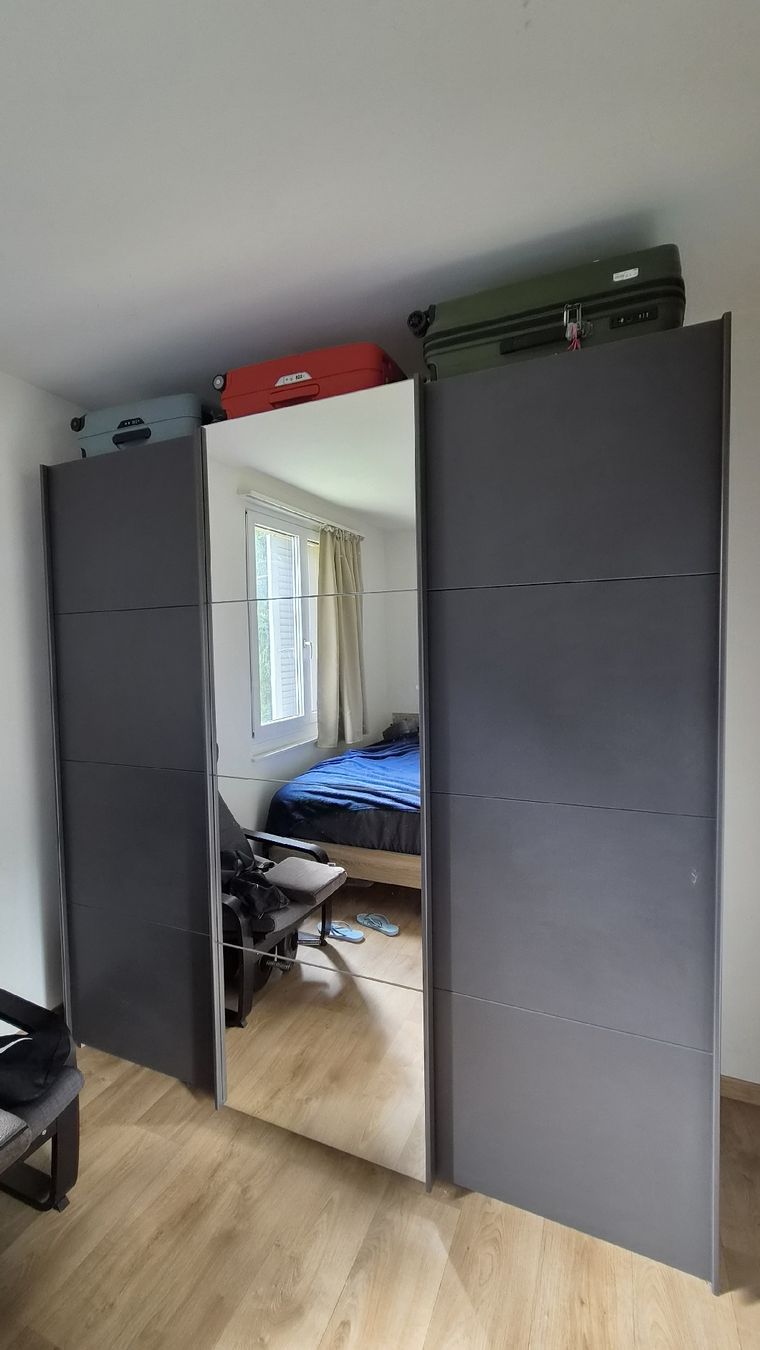 Ikea Armadi: Kleiderschrank – Usato da Zürich venduto da alk_hy5n