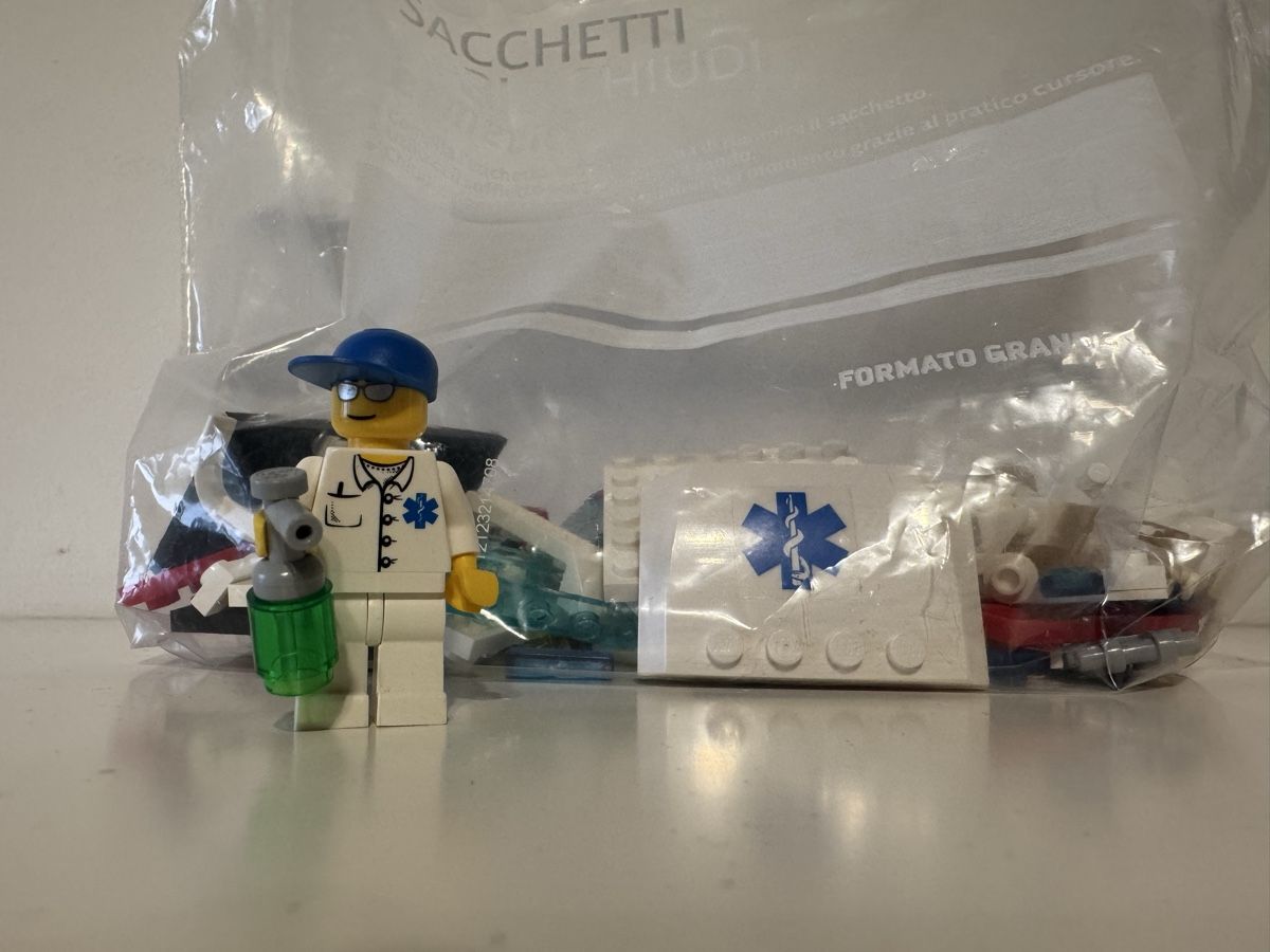 Lego Kit di costruzioni: Lego City - Super Pack 6 in 1 Firefighter Bundle 6625 – Usato da Comano venduto da alice_x26x 7
