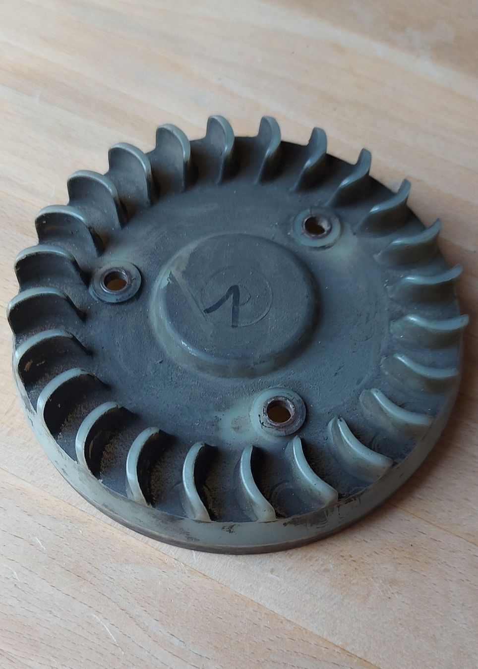 Pièces pour mobylette: Sachs 503 Lüfterrad Original 3 Mal – D'occasion à Trimstein par Highender01