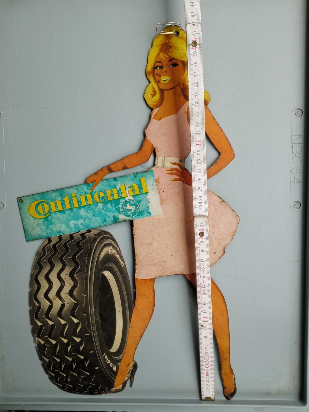 Continental Ecriteaux: Continental Radial Blech Schild von ca  1966 – D'occasion à Rüegsauschachen par Jawenito 5