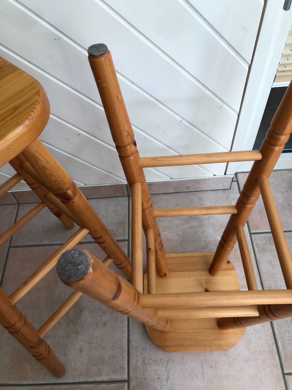 Hocker: 2 Barhocker aus Holz – Gebraucht aus Freienstein von ErnaS01 3