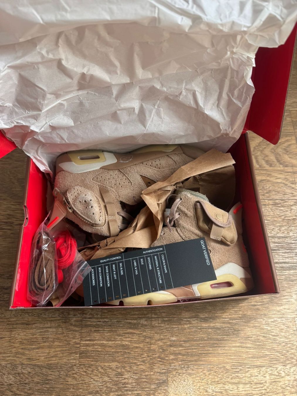 Jordan Scarpe da uomo: Jordan Air 6(Travis Scott) – Nuovo (secondo la descrizione) da Eich venduto da kla_qd9t