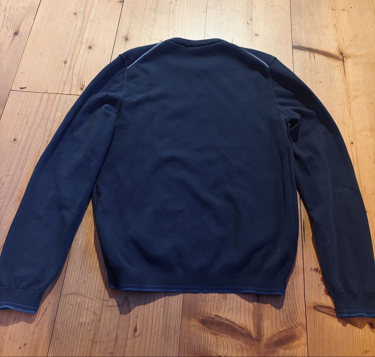 Hugo Boss Maglioni & Felpe: Pull Hugo Boss bleu marine, taille S – Usato da Oberrieden venduto da fre_5vvl 1