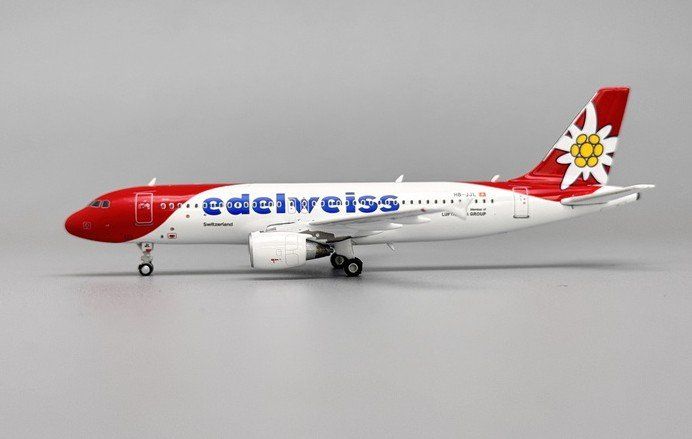 Edelweiss Kit di modellismo & Modellini statici: A320 EDELWEISS – Nuovo e nell'imballaggio originale da Morges venduto da iljamuromez