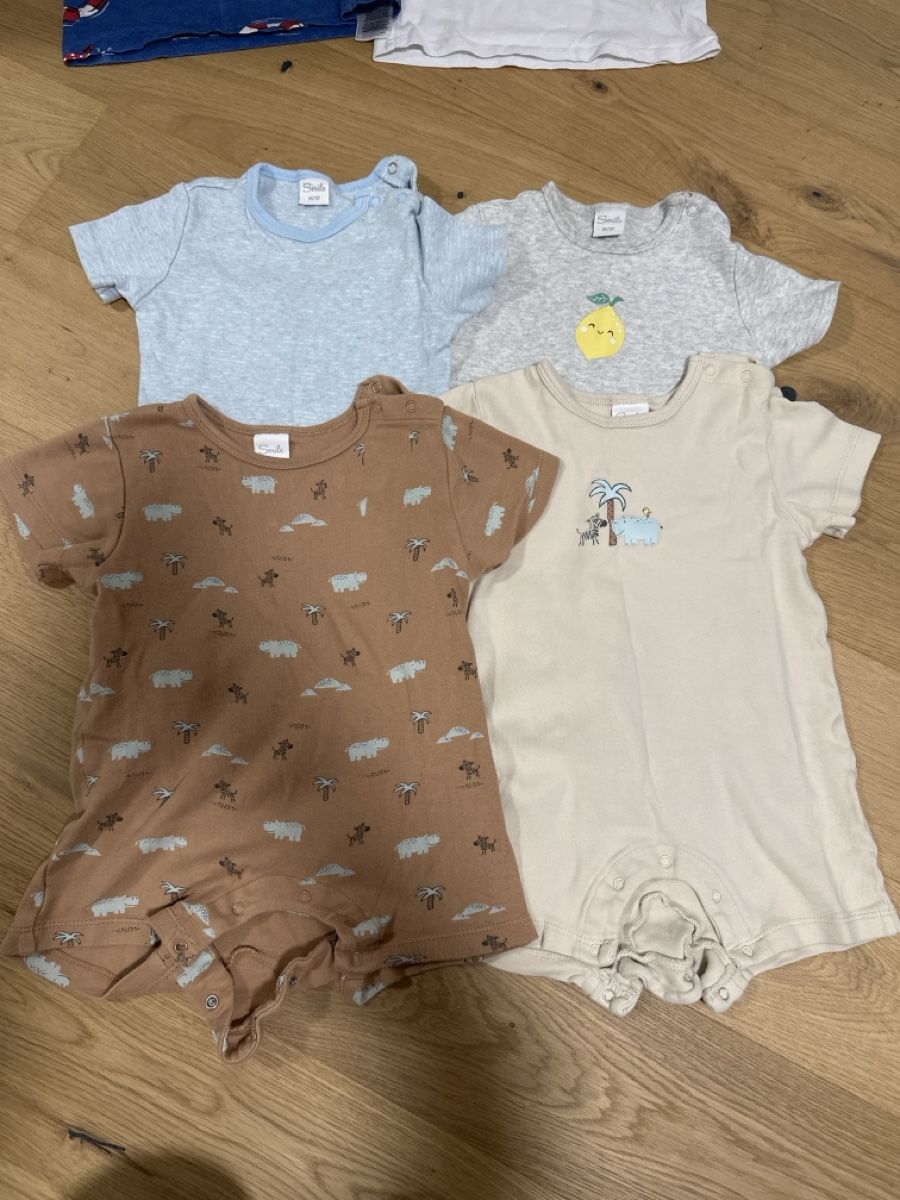 Lotti & Set di vestiti: Kleiderpaket Sommer Jungen Gr. 86/92 11 Teile – Usato da Affeltrangen venduto da admar 1