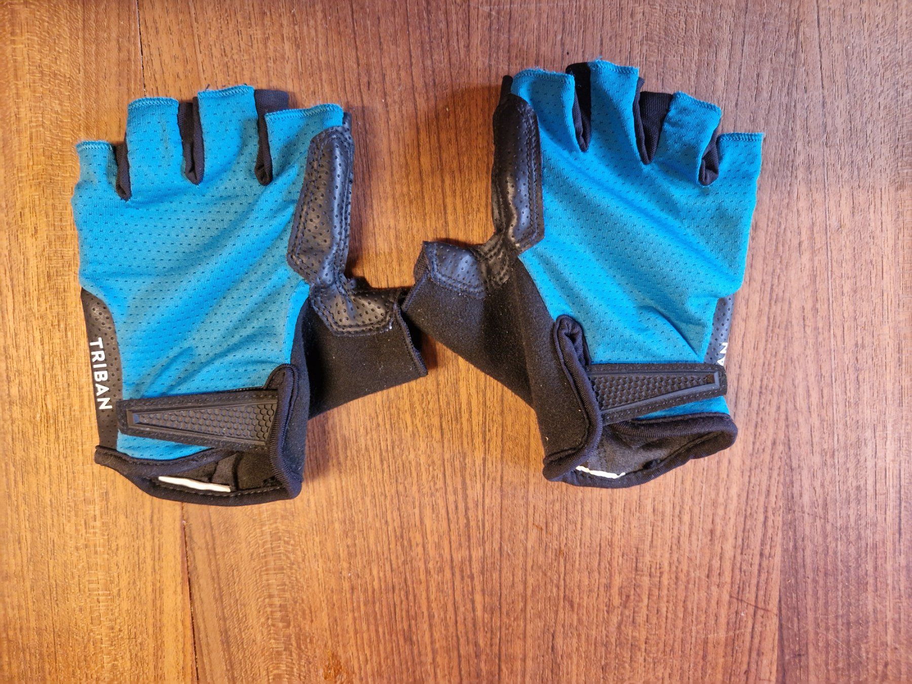 Handschuhe & Handstulpen: Gants velo – Neu (gemäss Beschreibung) aus Les Bois von ayanou04