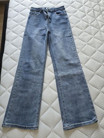 JIRANAN Studio Jeans, Grösse XL, Top Zustand !