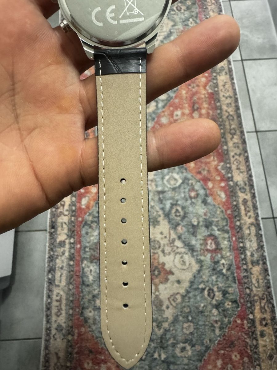 Montres: Men's Watch - Stylish & Functional  – Neuf (Voir description) à Gerlafingen par naj_vj8s 2