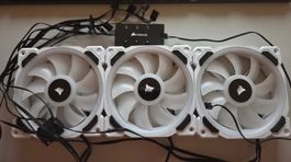 3× Corsair LL120 RGB White + Lighting Node PRO und RGB-Hub