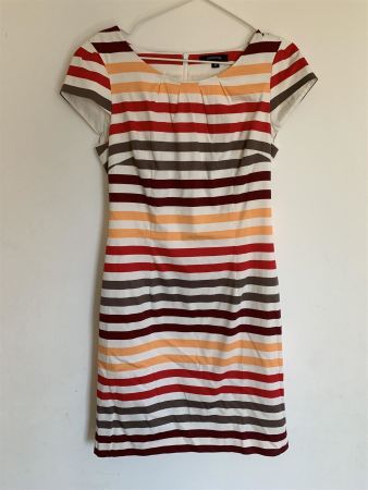 COMMA super schönes Sommerkleid Gr. 38