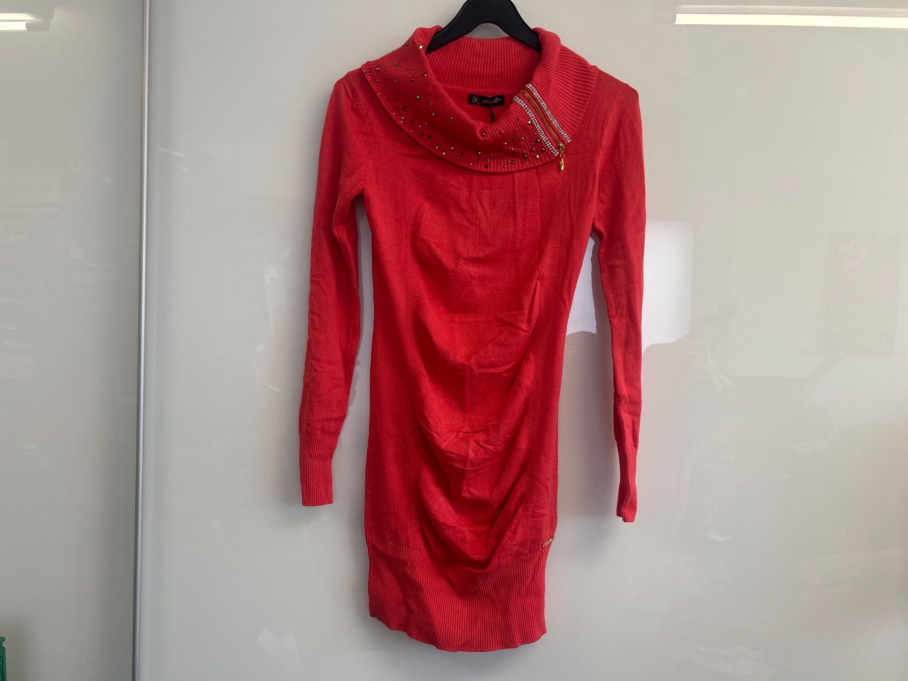 Pullover & Sweatshirts: Pullover Lang Figurbetont mit Strass 1 Size Neu – Neu und originalverpackt aus Regensdorf von Spyke55